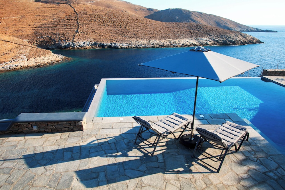 Mv Kythnos