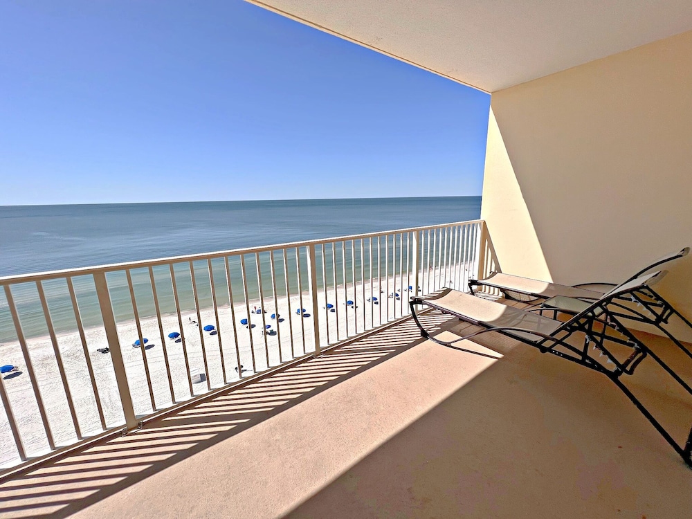 Crystal Shores
