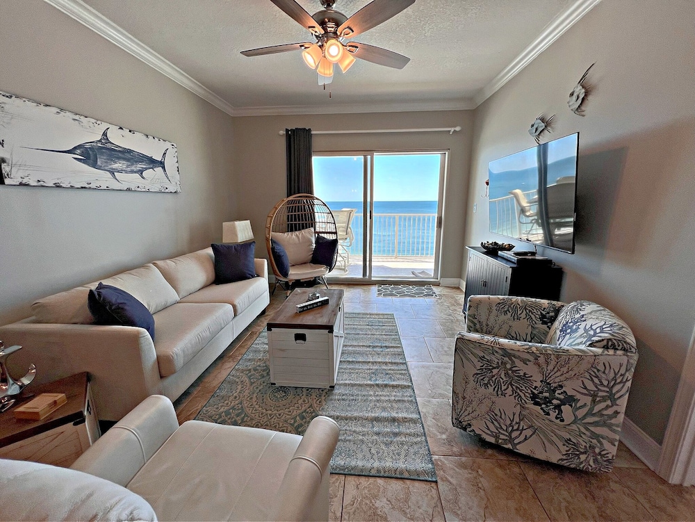Crystal Shores