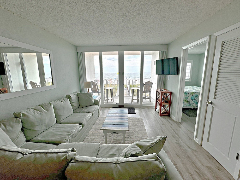 Island Shores
