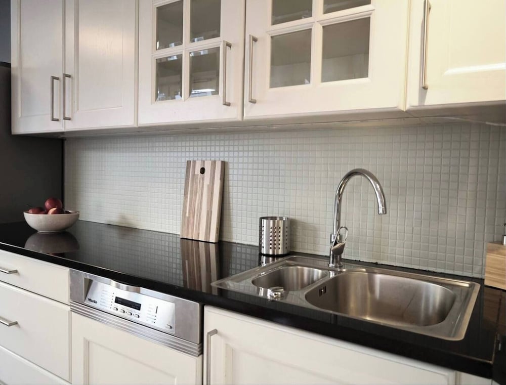 Spacious Apartment Right in the City Centre