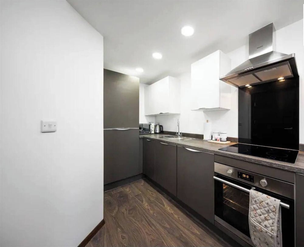 Elegant 1BR Gem Near NEC & Resorts World
