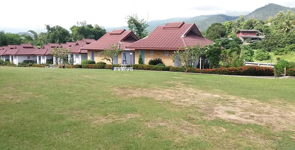 Mae Klang Banyen Hill