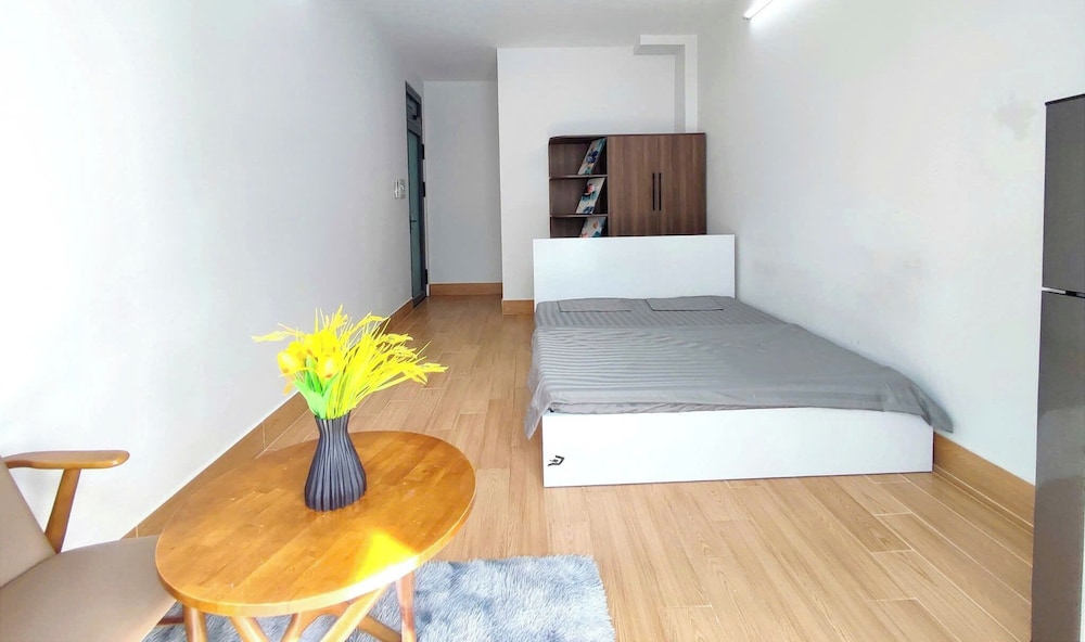 Yen House 09
