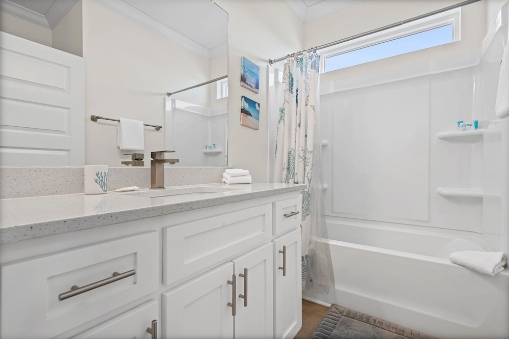 Vitamin Sea - 2606 Bienville 4 Bedroom Home