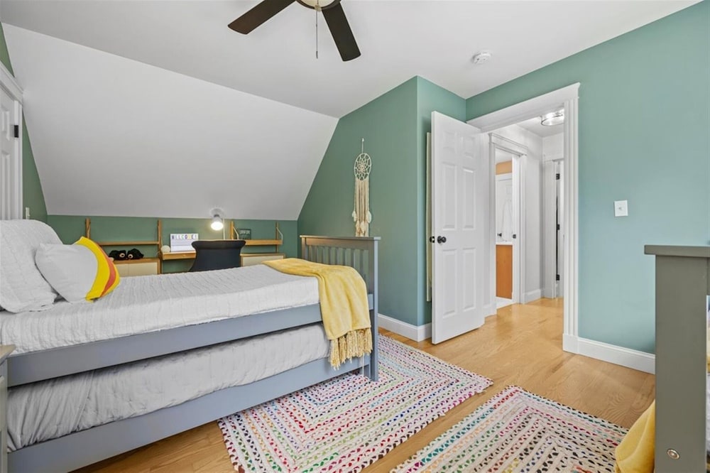 Lakeview Bliss Limit 8 3 Bedroom Villa