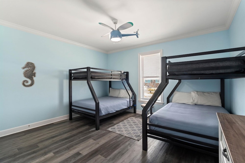 Dauphin Blue - 2824 Bienville Blvd 4 Bedroom Home