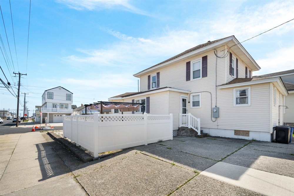 4BR Shore House-Close To The Action
