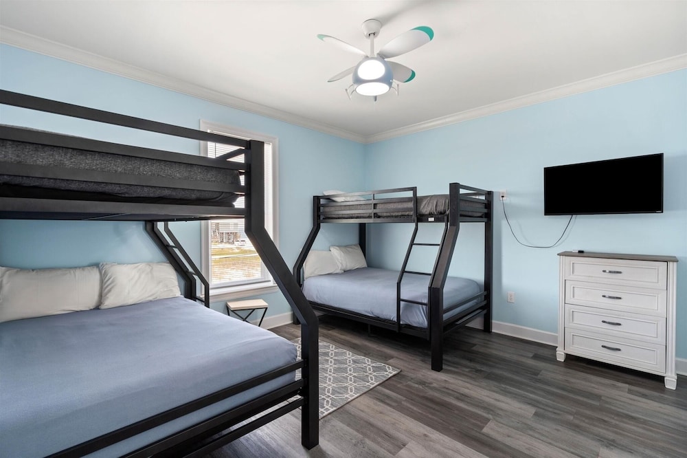Dauphin Blue - 2824 Bienville Blvd 4 Bedroom Home