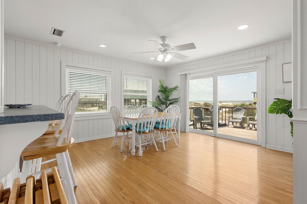 Dauphin Island Escape - 102 Ponchartrain Ct 3 Bedroom Home