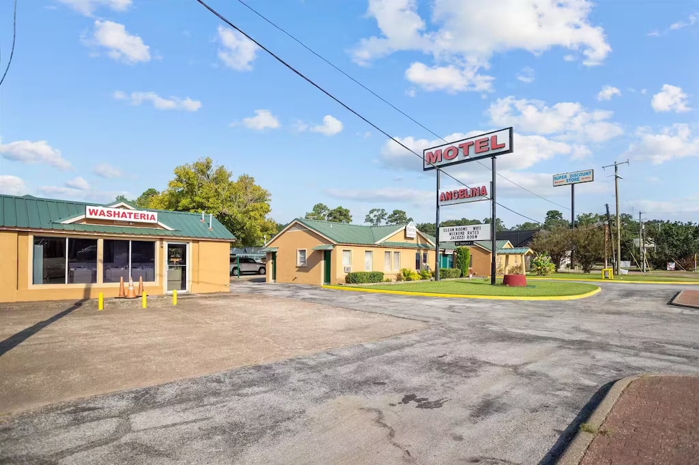 Angelina Motel