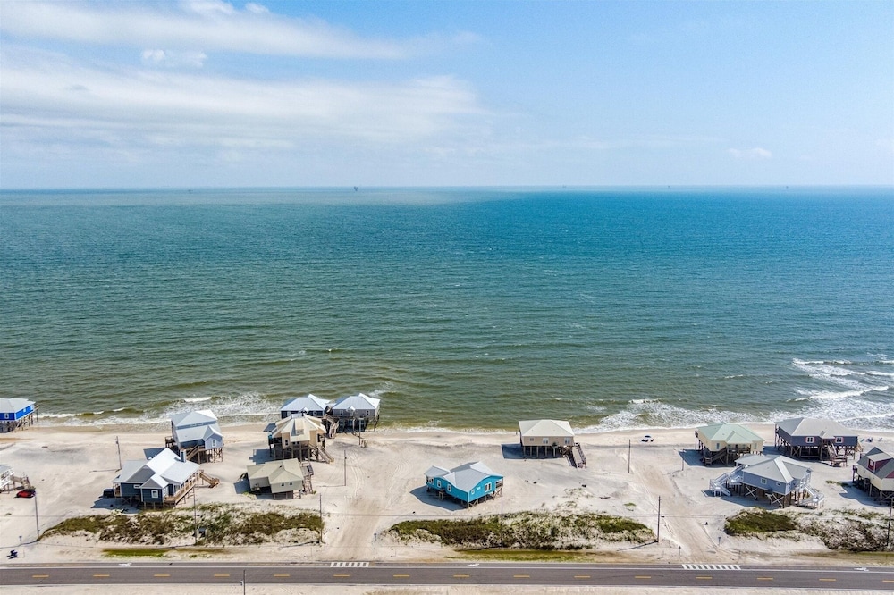 Knee Deep - Amazing Beach Cottage Locates On Sugar White Sands. Great Gulf And Bay Views. 4 Bedroom Home by RedAwning view 5