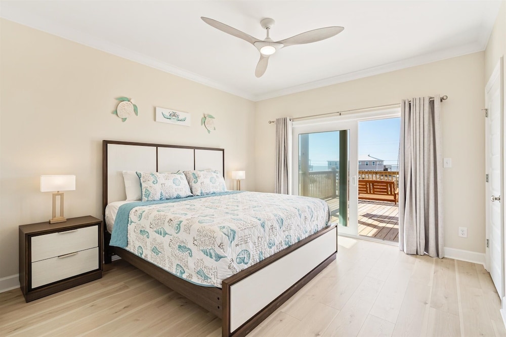 Purple Paradise - 2536 Bienville Blvd 4 Bedroom Home by RedAwning view 5