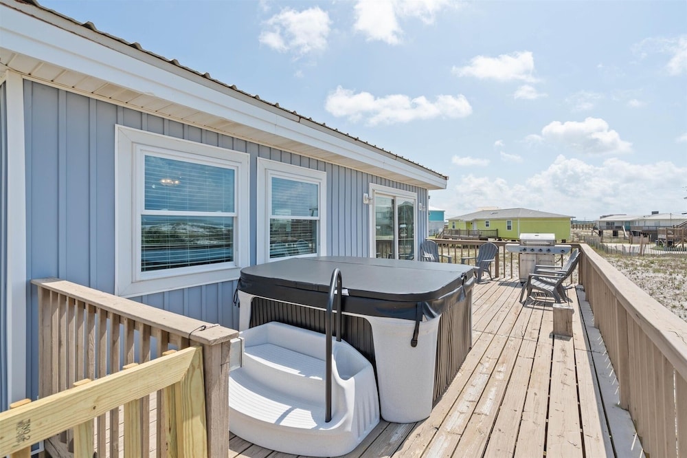 Dauphin Island Escape - 102 Ponchartrain Ct 3 Bedroom Home
