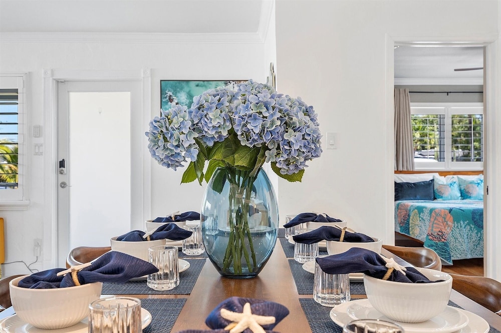 Blue Wave Retreat At Hollywood Beach 3 Bedroom Home