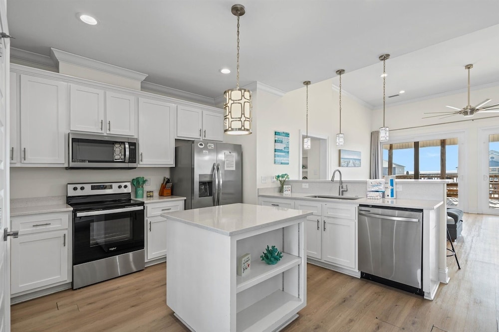 Vitamin Sea - 2606 Bienville 4 Bedroom Home