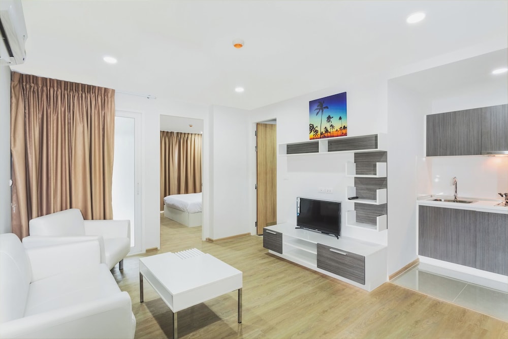 1-bedroom Condo in Ozone Condo D307