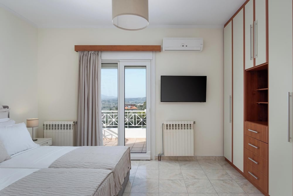 Ema's Guest House