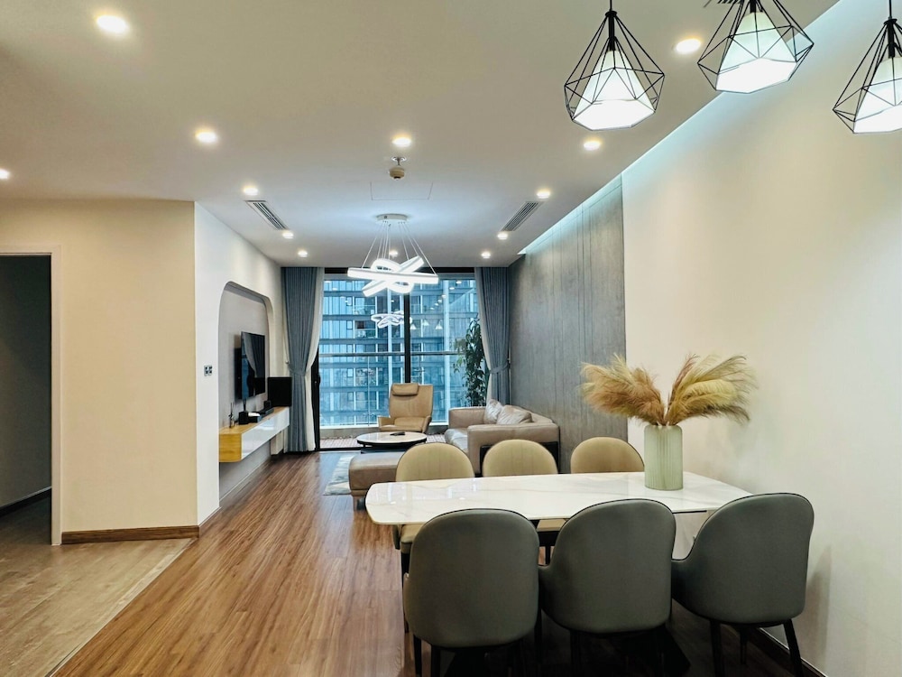 Hagi APT - Vinhomes Metropolis in Ha Noi