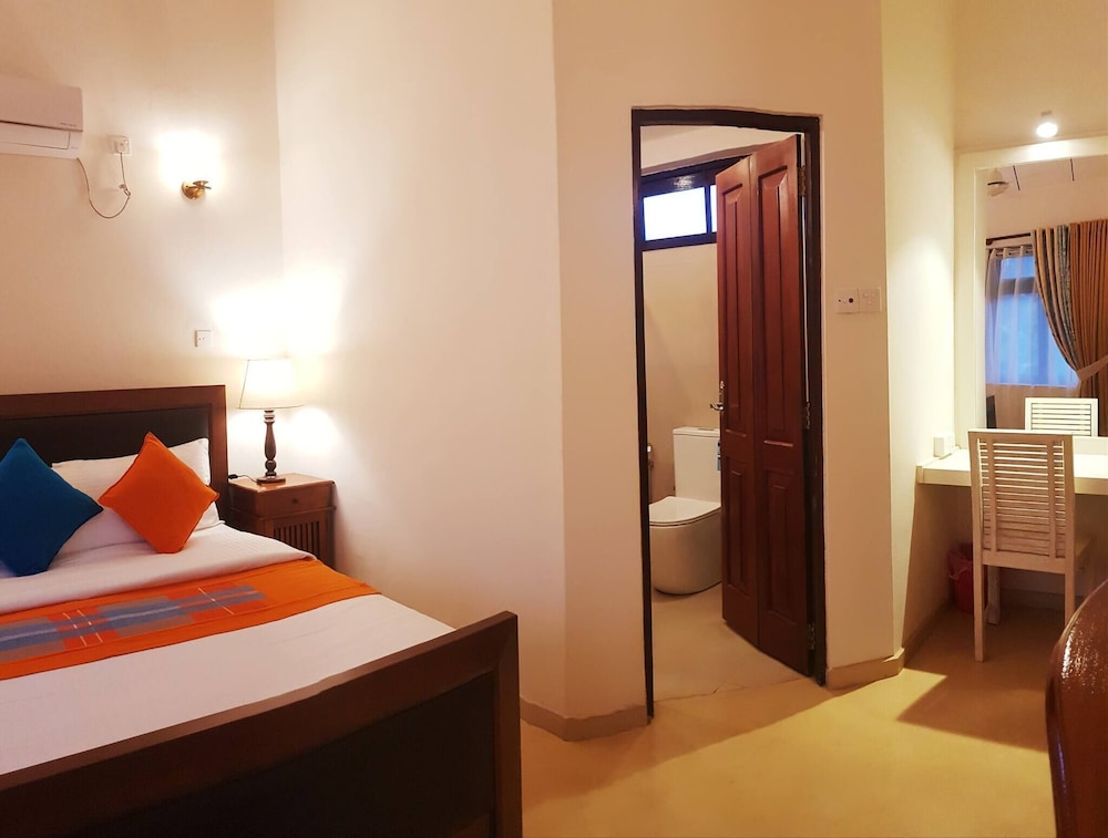 Myhavelock Town Studio Apt, With Own Pvt Gate Parking in Main City view 5