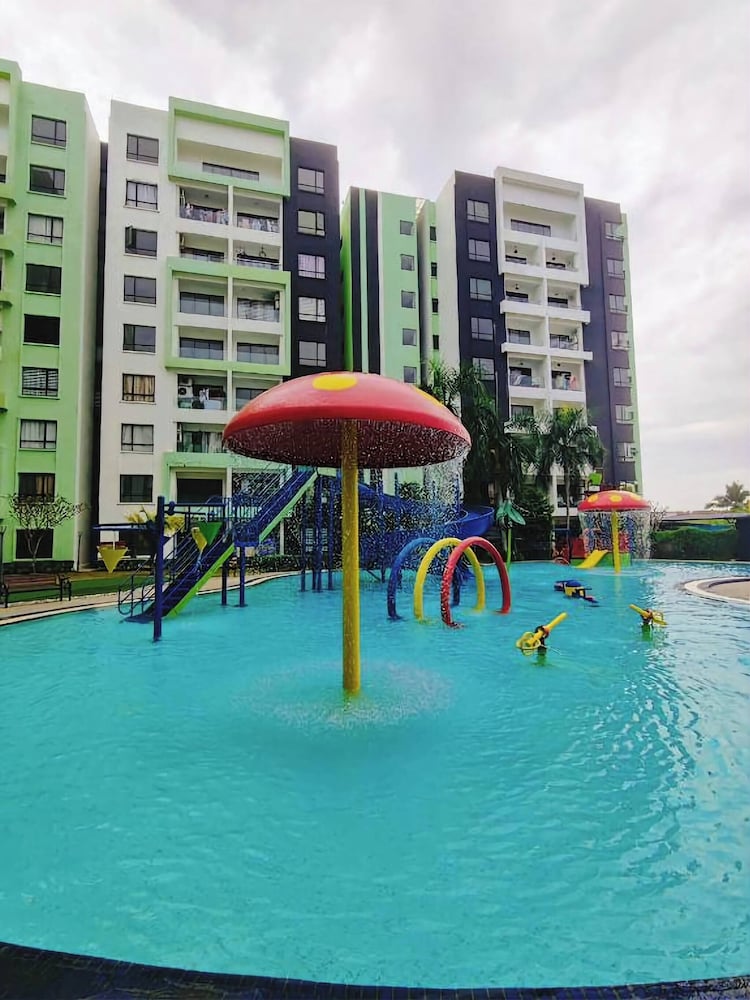 Ipoh Manhattan Free Waterpark 3BR 8pax Family Suite Mha308 by City Home Empire