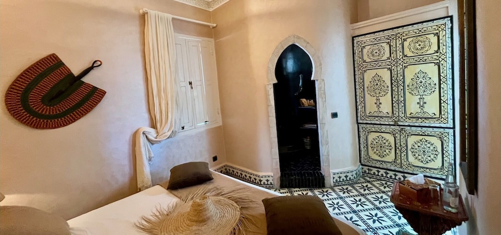 RIAD MALAÏKA