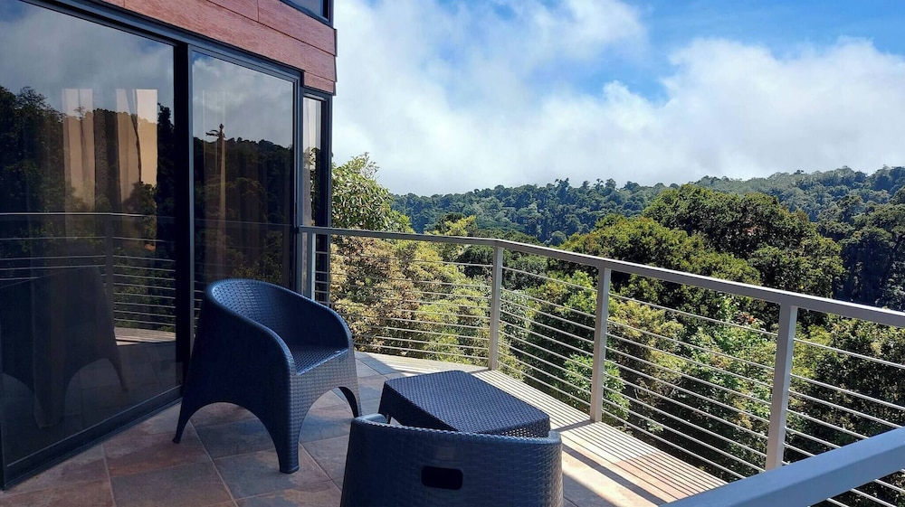 Arisa Mountain House
