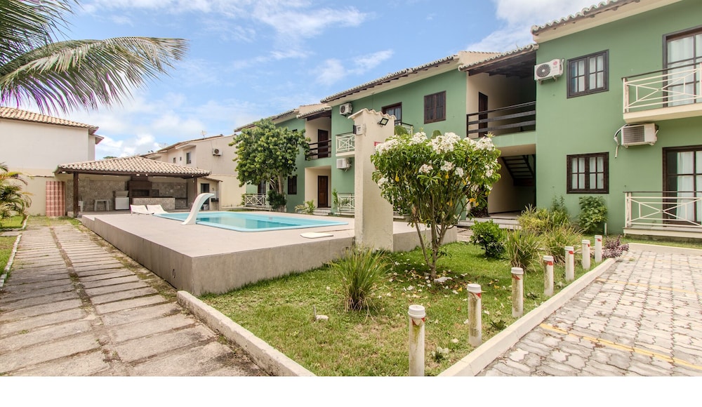 Apartments in Condominium With Pool 1km From the Beach - GIU