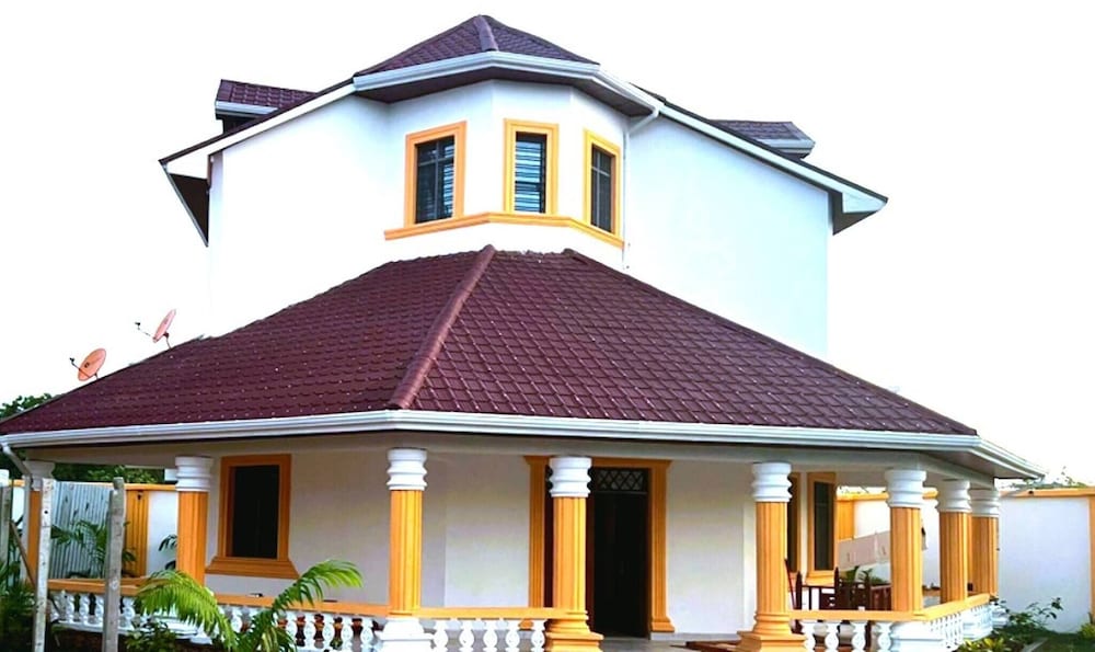 Greenfield Villa M-diani