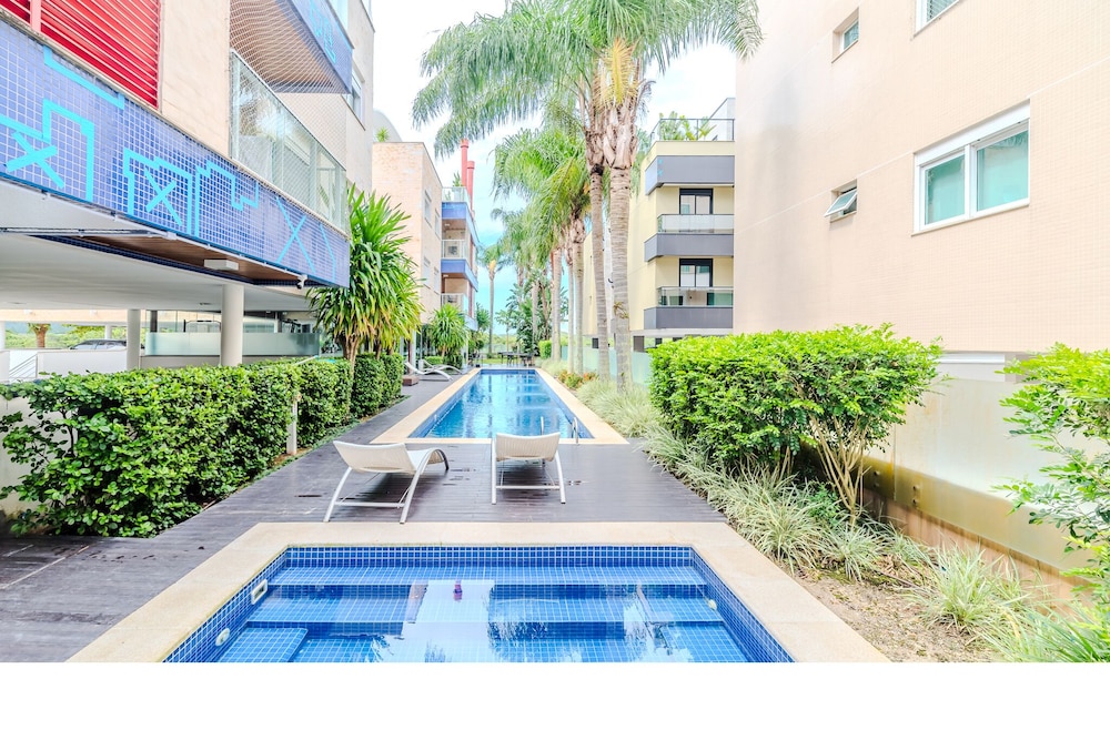 Beautiful Apart w/ Balcony 500m From Beach Nng0102