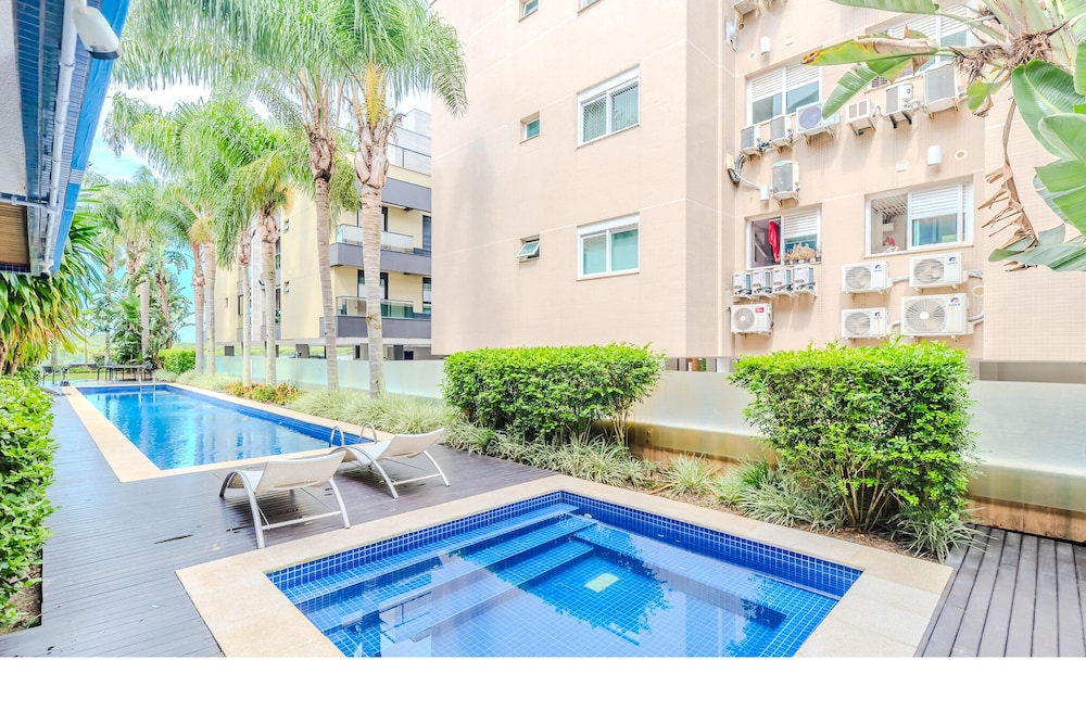 Beautiful Apart w/ Balcony 500m From Beach Nng0102