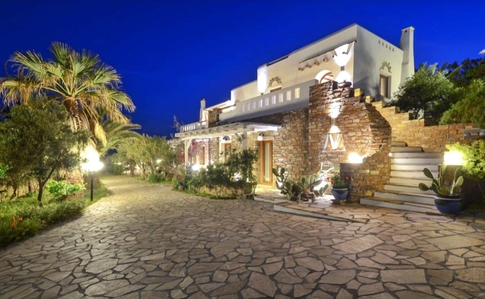 Villa Pari Manda