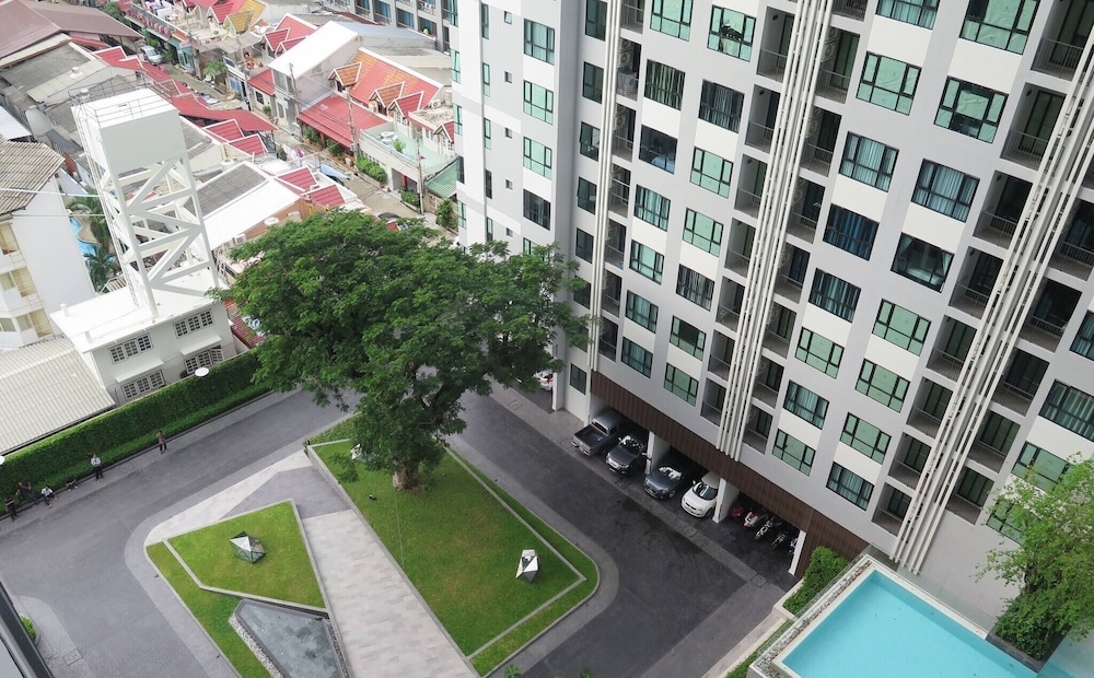 The Base Central Pattaya - 1 bdr Condo With Pool