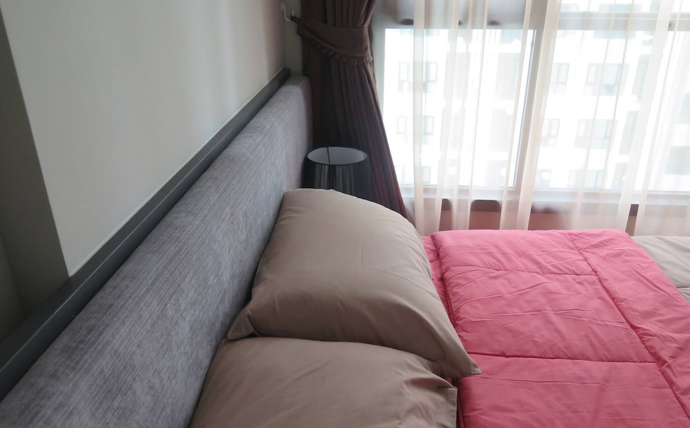 The Base Central Pattaya - 1 bdr Condo With Pool