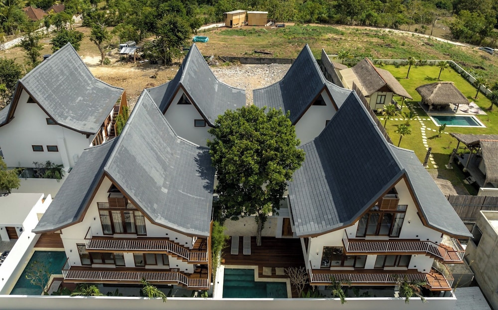 Treetop Villas
