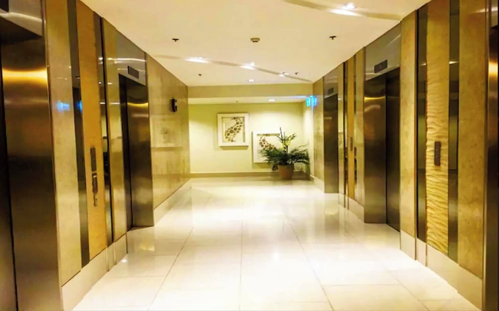 Urban Retreat at Shell Residences With Netflix 300mbps Wifi
