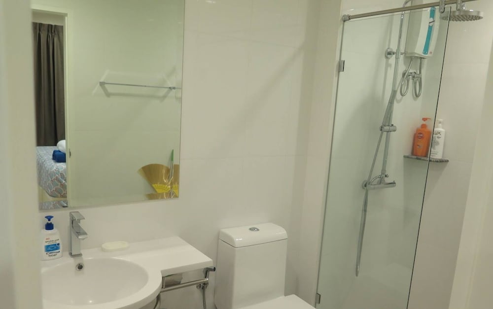 1703 - 2 Bdr Condo Seaview Boathouse Hua Hin