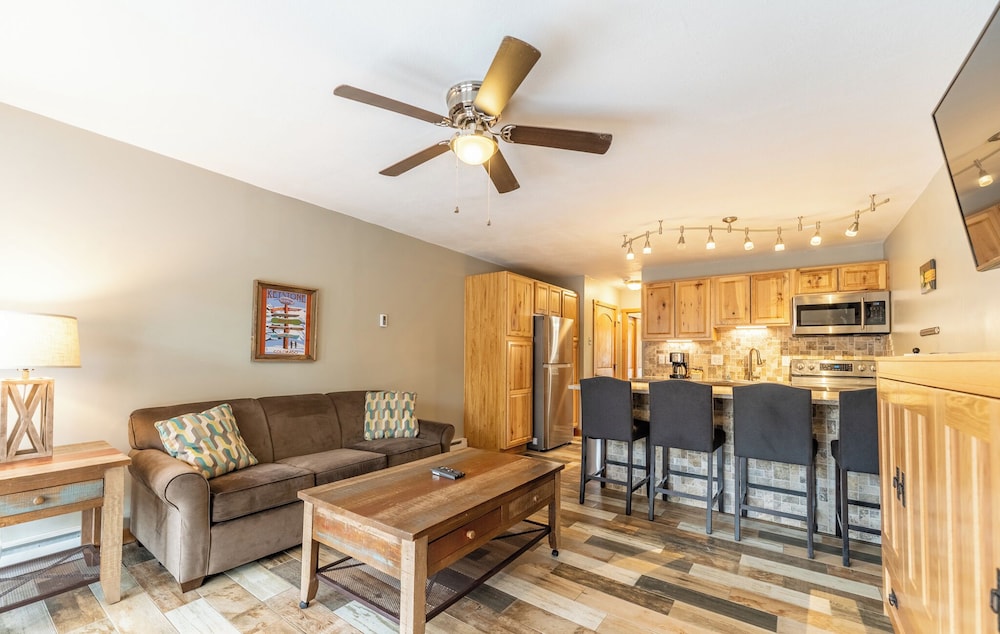 Key Condo #2927