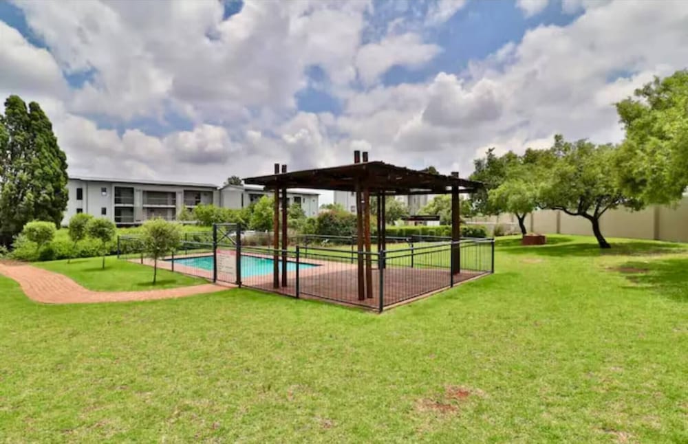 2 Bed in Gorgeous Golf Estate
