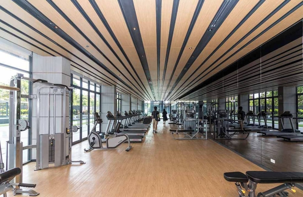 Ideo O2 Resort Condo BTS Bangna