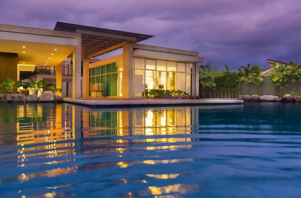 Kasara T1-4k Urban Staycation