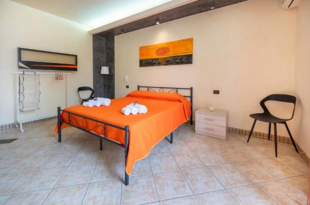 1st Floor Apartment in the City - air Conditioned - Wifi