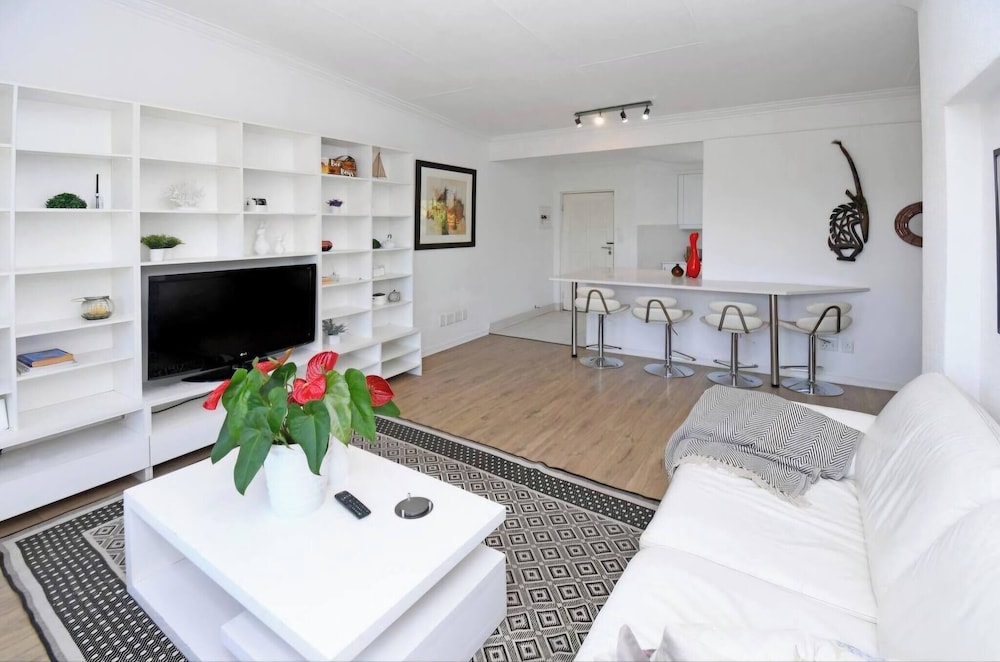 Cosy 2bed in Heart of Sandton