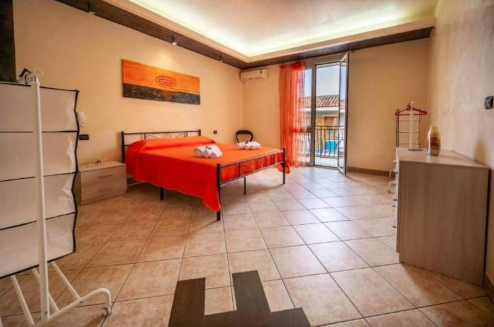 1st Floor Apartment in the City - air Conditioned - Wifi