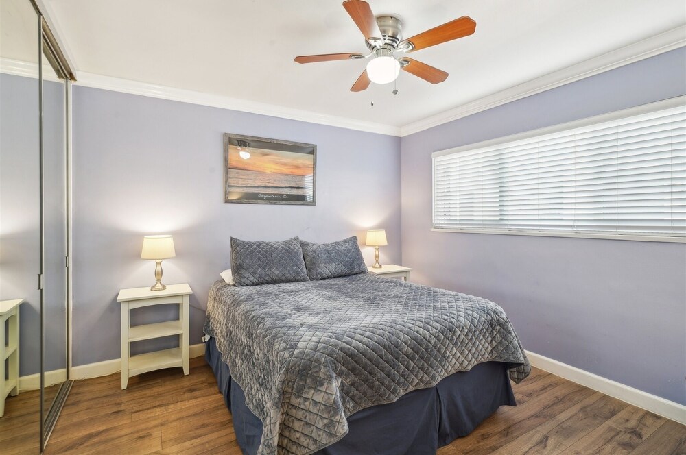 1 Bed Beach Condo #131 1 Bedroom Condo by Sunset Shores Condominiums