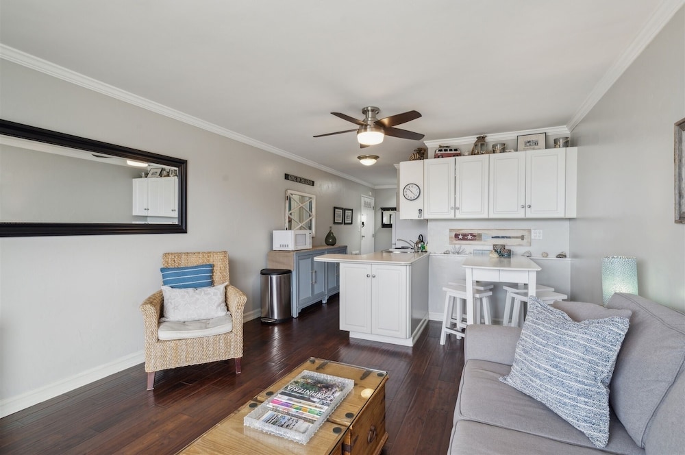 Beach Condo W/private Ocean View Balcony #237 1 Bedroom Condo by Sunset Shores Condominiums