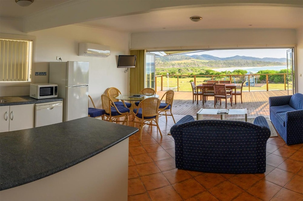 White Sands Estate