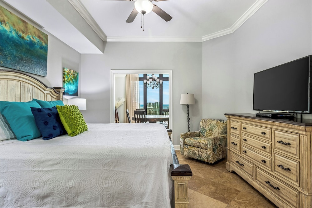 The Oasis at Orange Beach #1707 by Southern Vacation Rentals