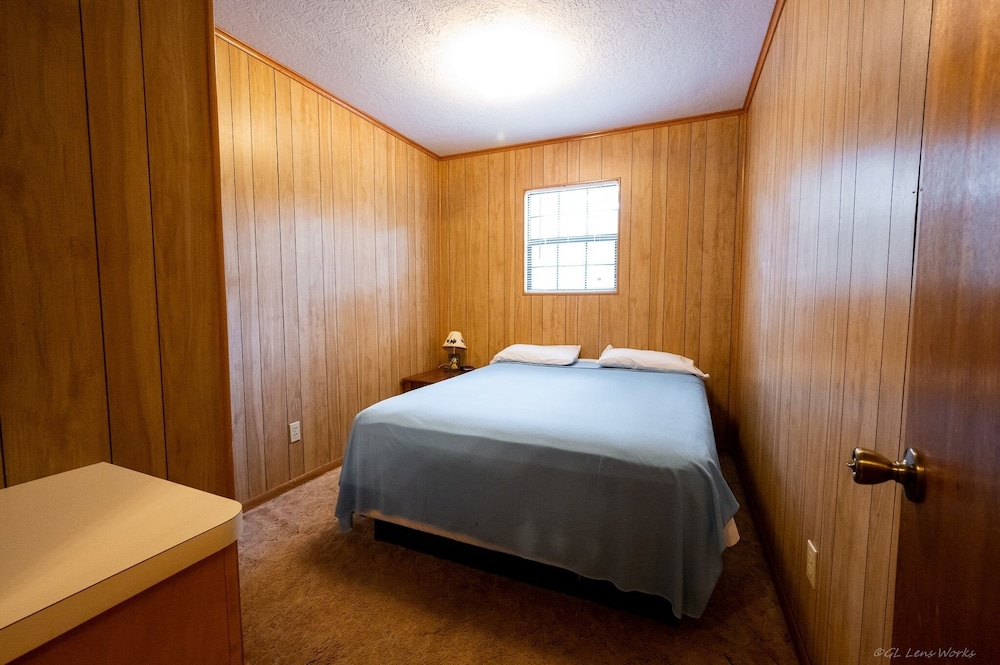 Rayburn Resorts