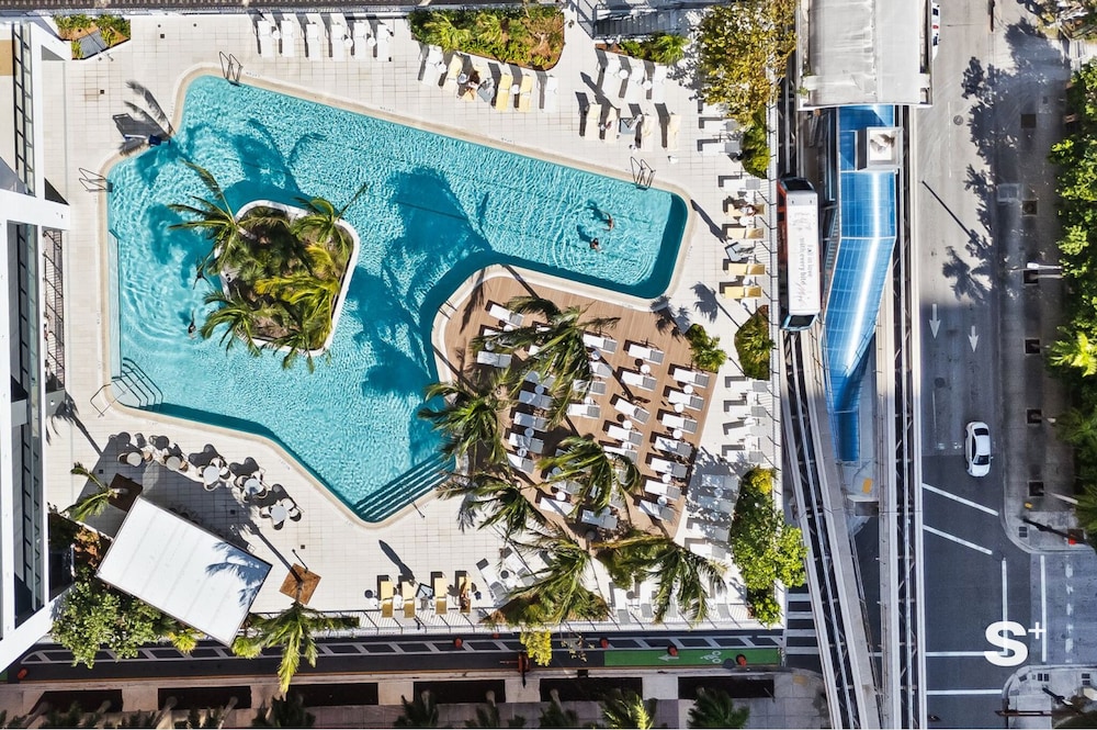 Miami Luxury Studio With City View